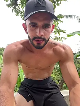 Jacksonfranco online show from May 11, 3:07 pm