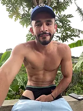 Jacksonfranco online show from June 20, 10:04 pm