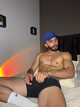 Jacksonfranco online show from November 17, 4:05 am