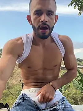 Jacksonfranco online show from February 21, 10:34 pm