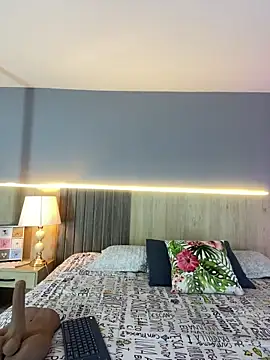 Atenea Clerk online show from March 25, 11:31 am