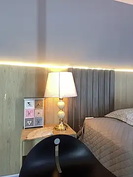 Atenea Clerk online show from April 9, 11:49 am