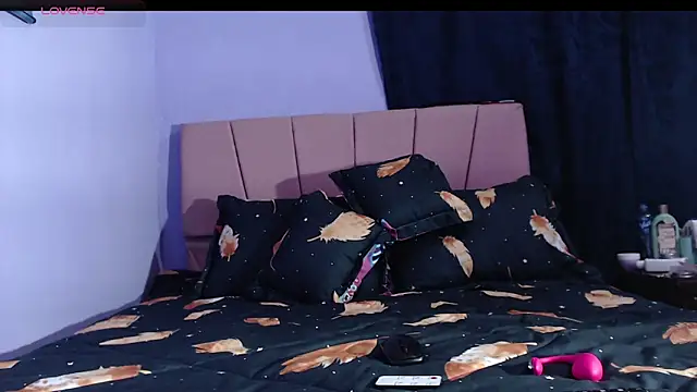  Bombom   online show from January 12, 11:53 pm