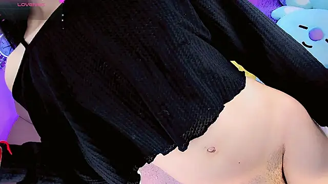 ShantyMillan online show from February 5, 1:29 pm