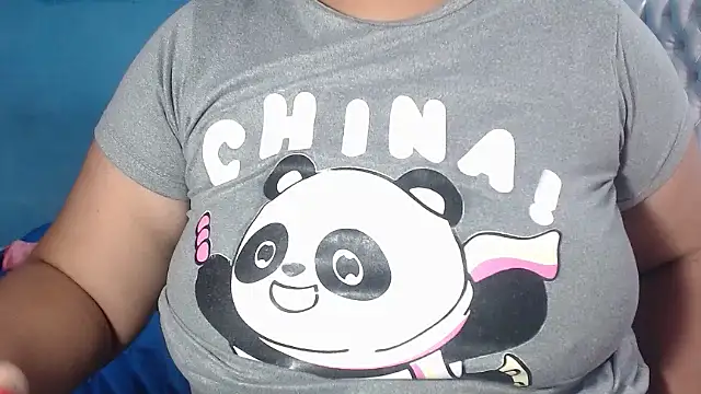 SamiBoobsxx online show from April 22, 7:42 pm