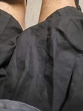 catluvr999 online show from April 26, 10:23 am