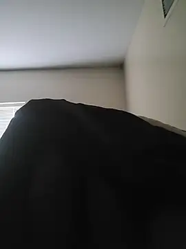 Snapshot of catluvr999 chatting on February 2, 10:20 pm catluvr999 online show from February 2, 10:20 pm