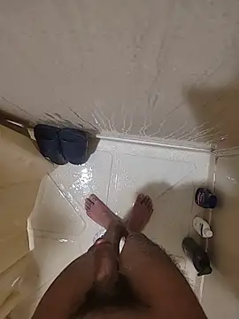 Snapshot of catluvr999 chatting on February 16, 9:13 pm catluvr999 online show from February 16, 9:13 pm