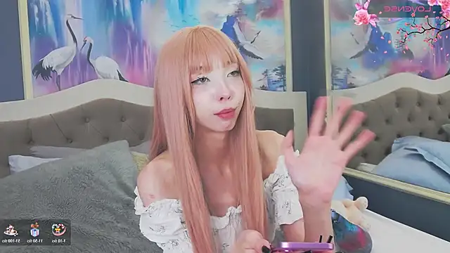 Snapshot of Evelyn_Neal chatting on November 20, 3:56 pm Evelyn Neal online show from November 20, 3:56 pm