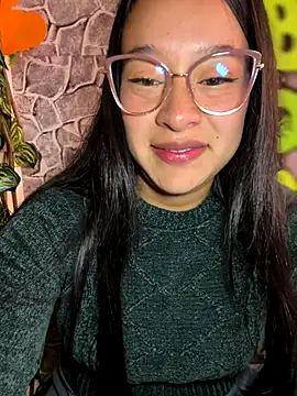 Liulee2 online show from October 14, 3:56 pm