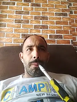 Snapshot of salimbasha chatting on September 10, 11:42 am salimbasha online show from September 10, 11:42 am