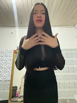 ashleyy20 online show from October 15, 1:37 am