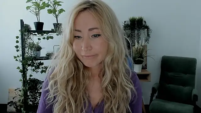 AstraMonroe online show from March 14, 10:10 am