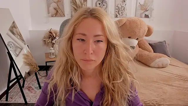 AstraMonroe online show from March 15, 7:59 am