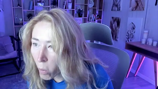 AstraMonroe online show from September 23, 2:18 am