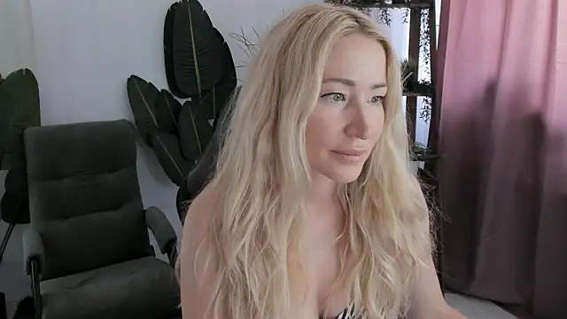 AstraMonroe online show from July 7, 7:34 am