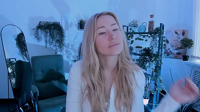 AstraMonroe online show from April 22, 4:19 am