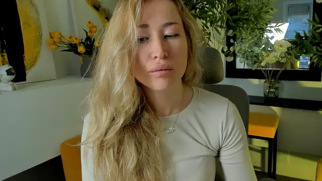 AstraMonroe online show from October 8, 7:43 am