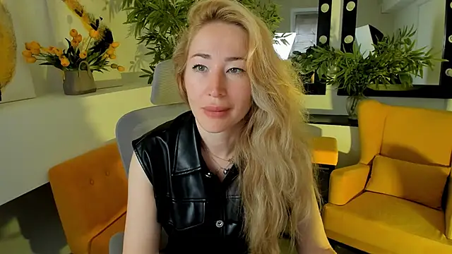 AstraMonroe online show from September 30, 4:51 am