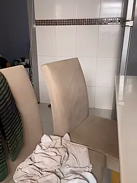 Mirella Oliveira online show from October 22, 1:32 pm