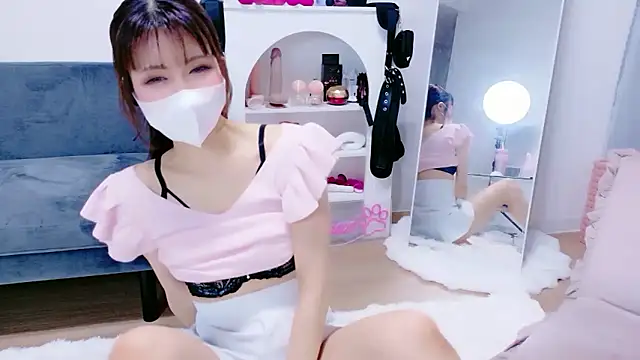 -Nyanko-chan- online show from June 16, 11:21 am