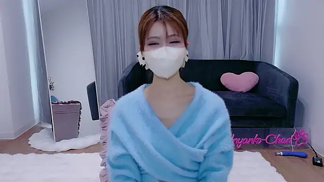 -Nyanko-chan- online show from March 25, 5:18 am