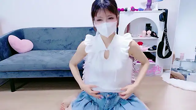 -Nyanko-chan- online show from July 2, 11:05 am