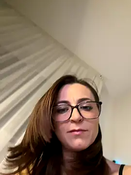 ClaireCrazy online show from October 24, 4:00 am