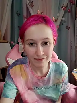 Snapshot of Fuzzy_Unicorn chatting on November 27, 7:47 pm Fuzzy Unicorn online show from November 27, 7:47 pm