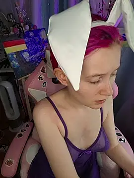 Fuzzy Unicorn online show from June 16, 10:48 am