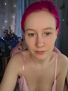 Fuzzy Unicorn online show from April 15, 10:10 am