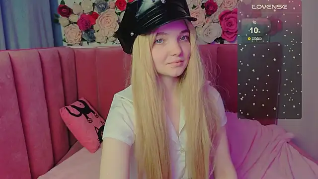 AnimeAlica18 online show from November 12, 10:19 am