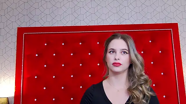 Ellsa Jean  online show from November 6, 3:10 am