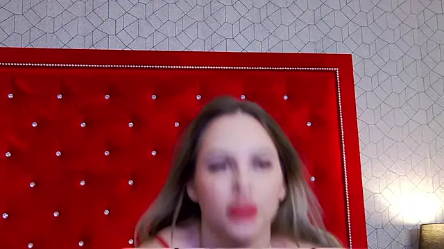 Ellsa Jean  online show from December 22, 5:07 am