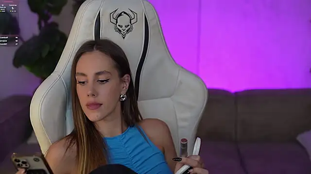 Snapshot of Iliyana_Sweet chatting on October 1, 6:34 pm Iliyana Sweet online show from October 1, 6:34 pm