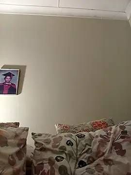 Snapshot of BlamedSimple chatting on November 15, 7:29 pm BlamedSimple online show from November 15, 7:29 pm