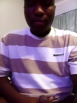 Snapshot of BlamedSimple chatting on November 18, 7:06 pm BlamedSimple online show from November 18, 7:06 pm