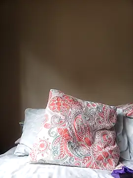 Snapshot of BlamedSimple chatting on December 15, 9:26 am BlamedSimple online show from December 15, 9:26 am