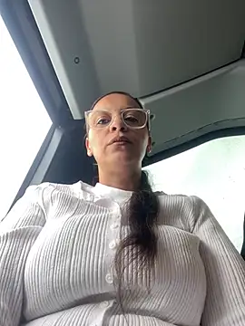 eli5566 online show from March 27, 11:44 am