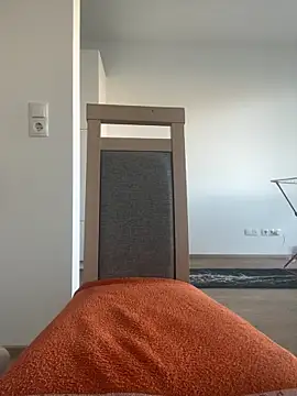 eli5566 online show from December 21, 11:45 am