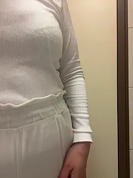 eli5566 online show from March 9, 12:09 pm