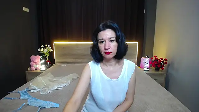 Snapshot of CameronEnns chatting on November 8, 7:45 am CameronEnns online show from November 8, 7:45 am