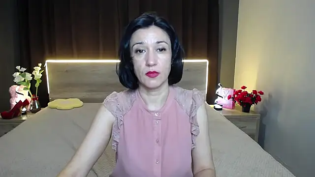 Snapshot of CameronEnns chatting on December 3, 7:24 pm CameronEnns online show from December 3, 7:24 pm