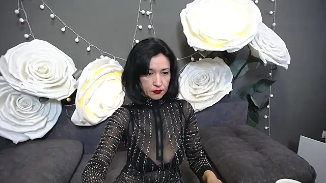 Snapshot of CameronEnns chatting on November 5, 7:33 am CameronEnns online show from November 5, 7:33 am