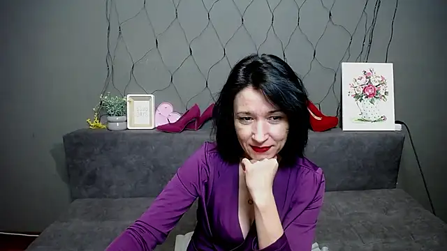 CameronEnns online show from February 3, 3:15 am