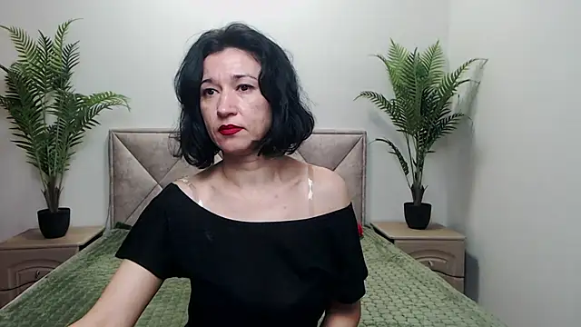 Snapshot of CameronEnns chatting on November 11, 7:25 am CameronEnns online show from November 11, 7:25 am