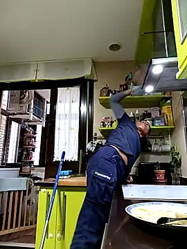 Flacidas online show from December 3, 2:16 pm