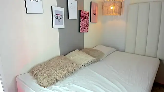 veronica b07 online show from September 29, 3:50 pm