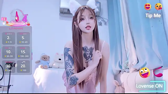 Snapshot of Miya-222 chatting on November 16, 1:10 am Miya-222 online show from November 16, 1:10 am