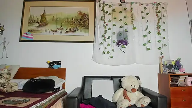 Snapshot of Mishell_Bons chatting on April 28, 10:36 pm Mishell Bons online show from April 28, 10:36 pm